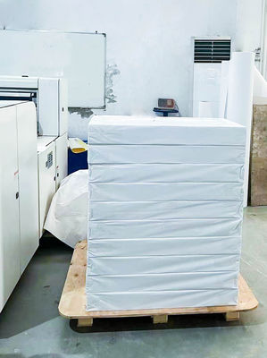 Διαφανής κόλλημα BOPP Jumbo Roll Χημική απόσταξη διπλής όψης Ματ