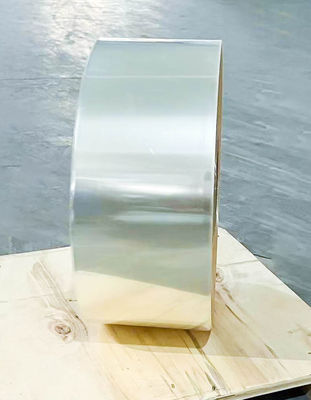 Καλή τιμή Ανθεκτικό στις γρατζουνιές Διαφανές BOPP φιλμ, γυαλιστερό κόλλημα χαρτί πάχος χαρτιού 36u σε απευθείας σύνδεση